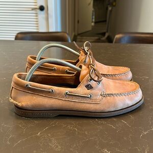 Sperry boat shoe size 9 men’s